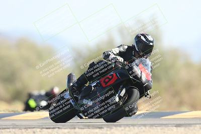 media/Oct-13-2025-Moto Forza (Mon) [[a66d839500]]/2-A Group/Session 4 Turn 7/